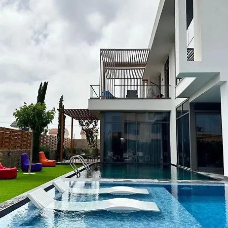 Drvillasuits Casa Diva